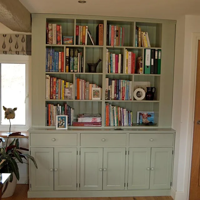 bookshelf