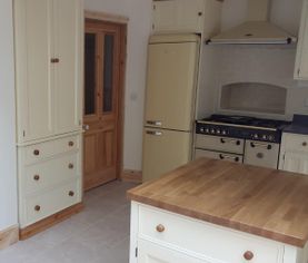 Bespoke Kitchen Pine centre