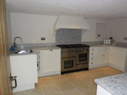 bespoke kitchen
