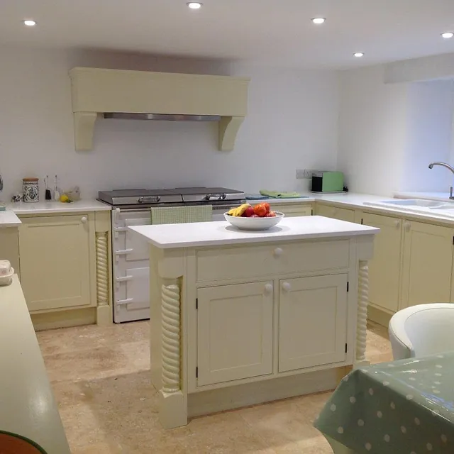 Bespoke Kitchen Pine centre