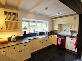 Bespoke Kitchen Pine centre