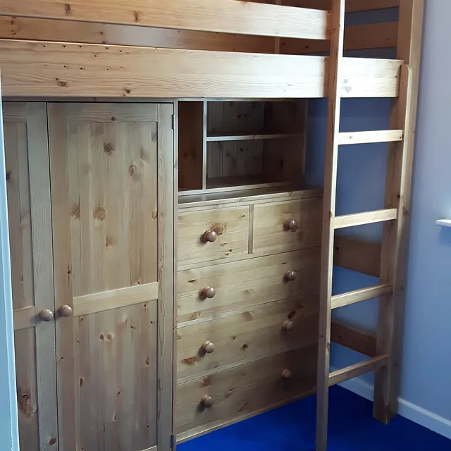 bunk bed