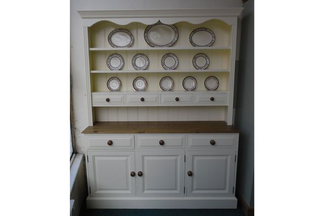 painted spice top dresser