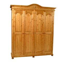 4 Door Full Hang Robe