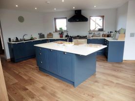 Bespoke Kitchen Pine centre
