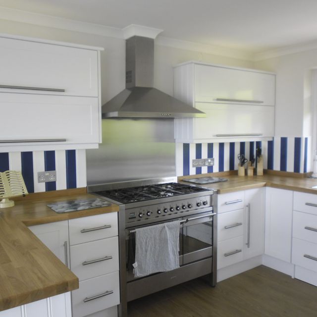 bespoke kitchen