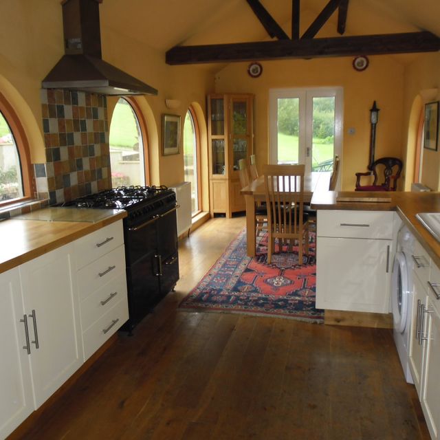 bespoke kitchen