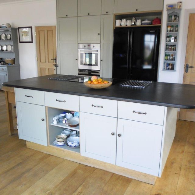 bespoke kitchen