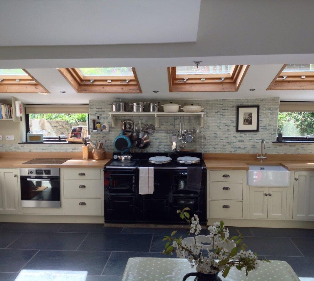 Bespoke Kitchen Pine centre