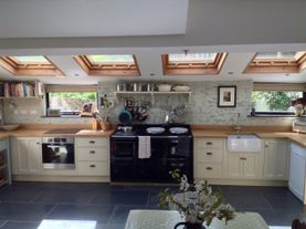 Bespoke Kitchen Pine centre
