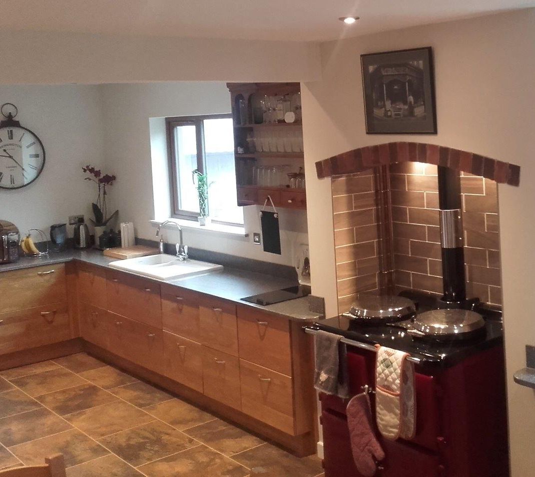 Bespoke Kitchen Pine centre