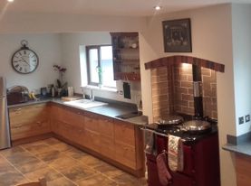 Bespoke Kitchen Pine centre