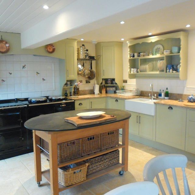 bespoke kitchen