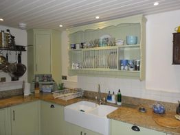 bespoke kitchen