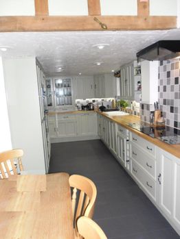 bespoke kitchen