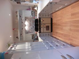 Bespoke Kitchen Pine centre