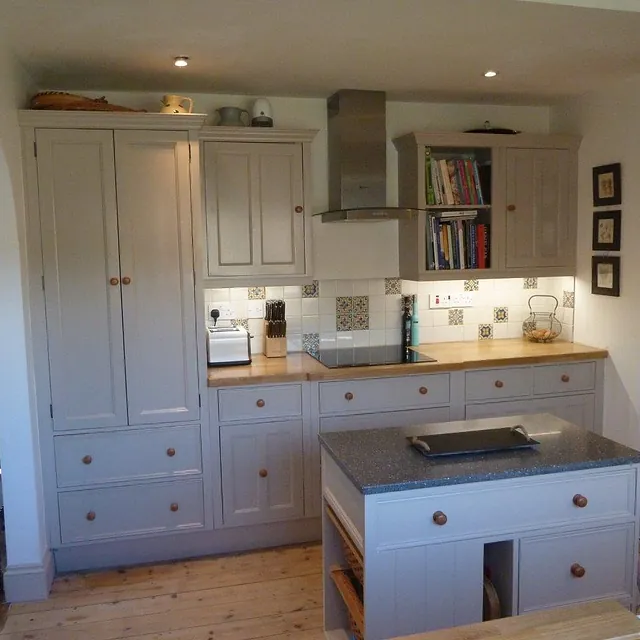 Bespoke Kitchen Pine centre